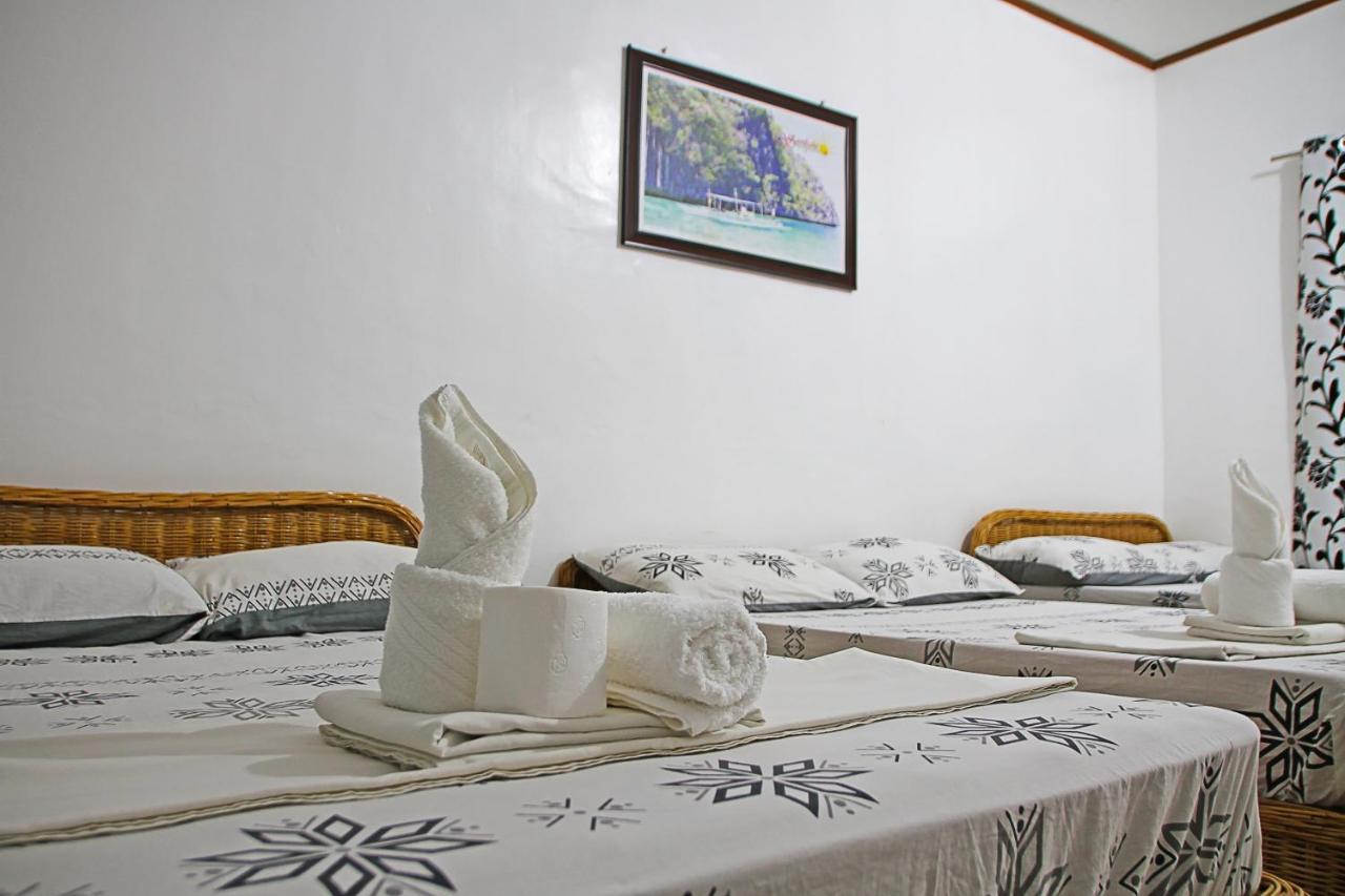 Mario'S Travellers Inn โกรอน ภายนอก รูปภาพ